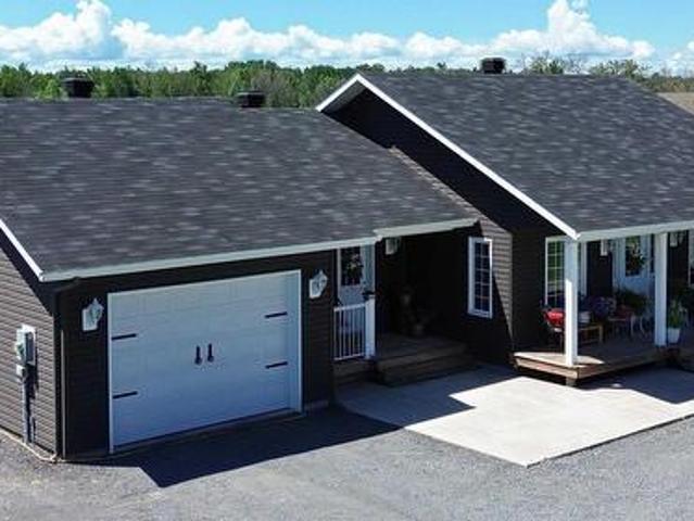 1503 Base Lin, Sault Ste. Marie, ON, P6A 5K6 house for sale | Listing ID SM261824 | Royal LePage
