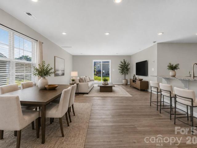 1503 Forkhorn Drive
