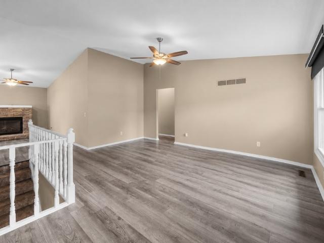 1503 W 46TH Place