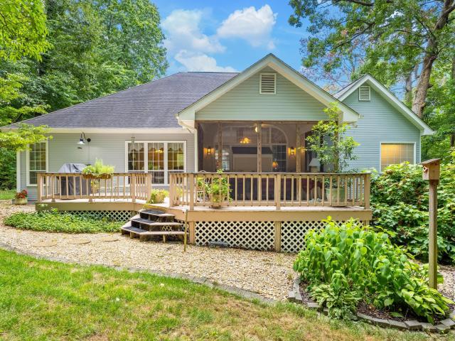 1503 Woodway Drive