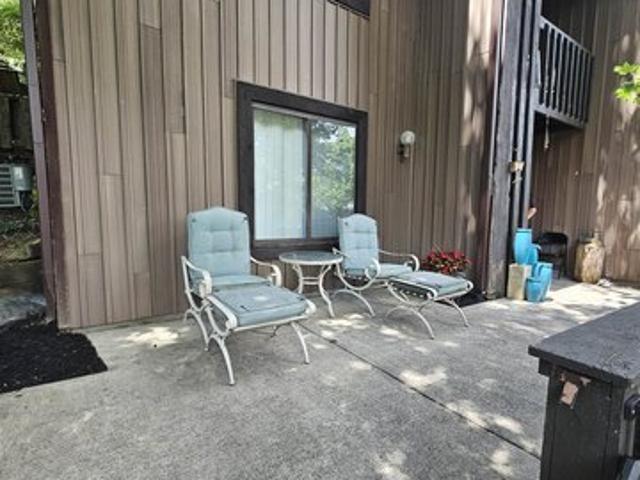 150 Cascade Dr, Huntington, WV 25705