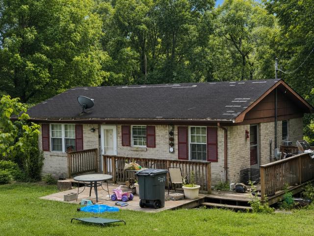 150 Christie Cir