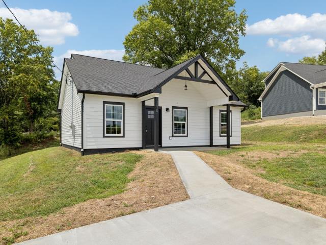 150 Alice Preston Loop