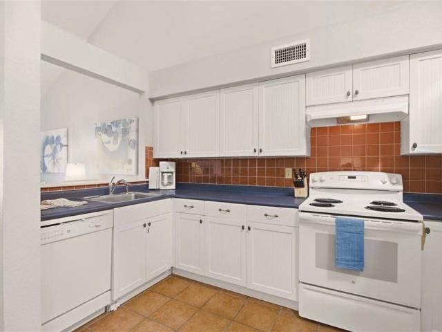 150 Bay View Drive 3