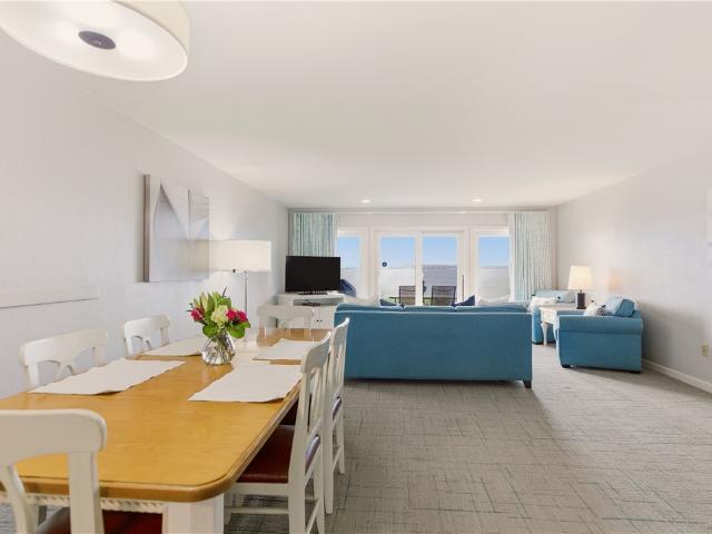 150 Bay View Drive 15
