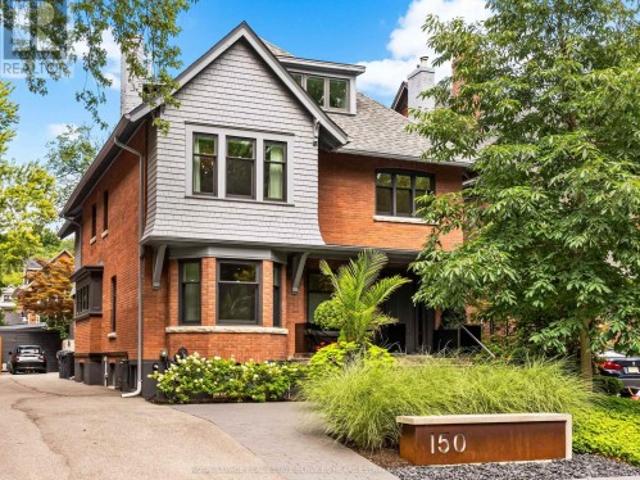 150 Douglas Drive, Toronto, ON, M4W 2B7 Luxury House for sale | Listing ID C13752 | Royal LePage Carriage Trade Luxury Properties