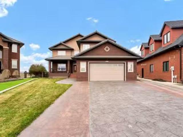 150 Desert Blume Crescent, Desert Blume, AB, T1B 0A4 house f.