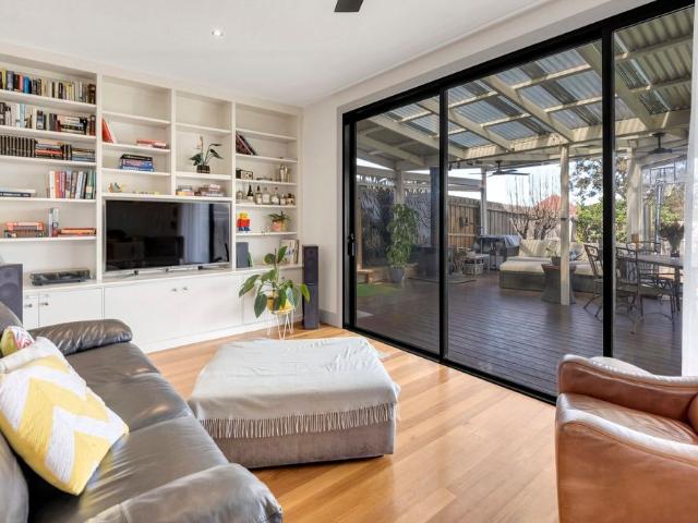 150 Dundas Street, Thornbury VIC 3071