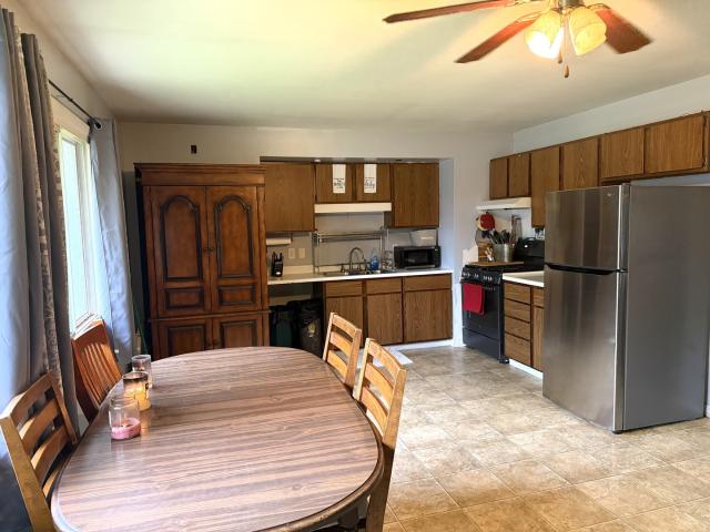 150 E Fremont Street