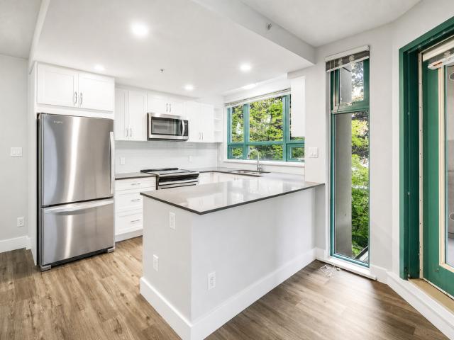 150 East Keith Road, North Vancouver, BC V7L 1T8 MetCap Living