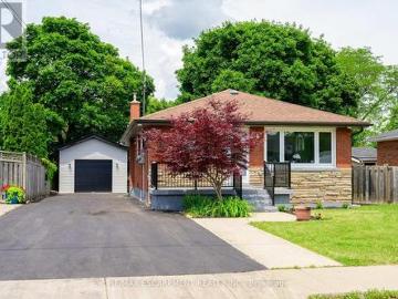150 Howard Avenue, Hamilton, ON, L9A 2W8 house for sale | Listing ID X13491 | Royal LePage