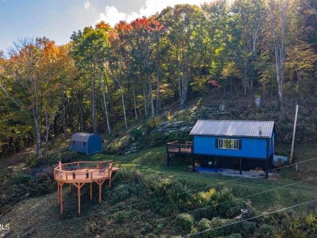 150 Log Cabin Lane