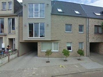 150 m2 apartment for rent in Mol