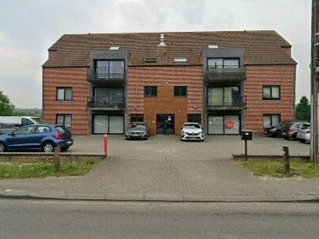 150 m2 apartment for rent in Kasteelbrakel