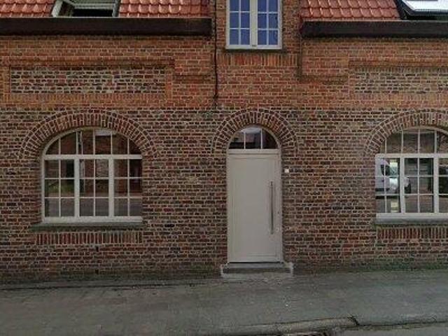 150 m2 apartment for rent in Komen Waasten