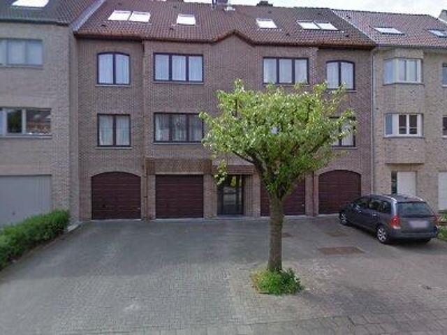 150 m2 apartment for rent in Kraainem
