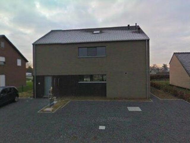 150 m2 apartment for rent in Lebbeke