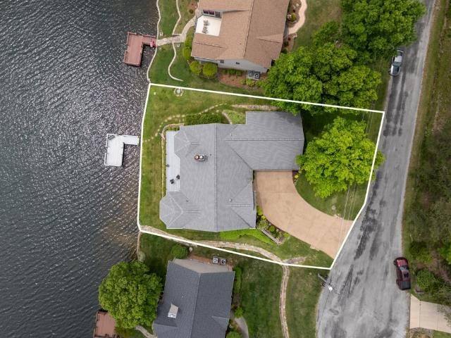 150 Motthaven Drive