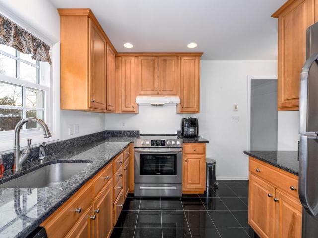 150 N Bennington Rd