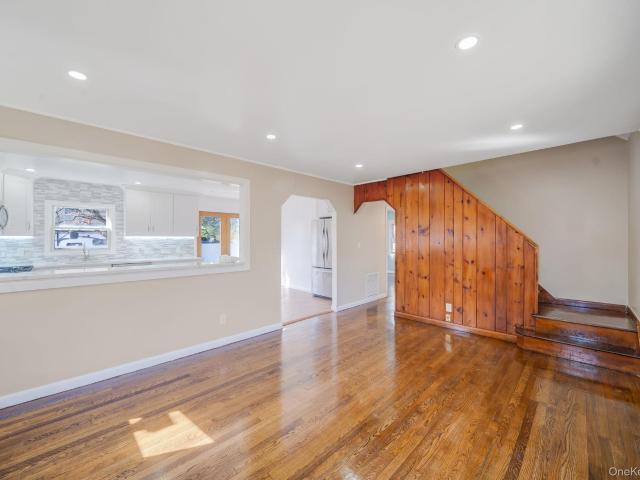 150 Spur Drive S