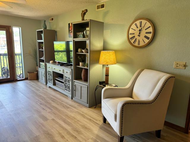 150 Sunken Forest Drive # # 252