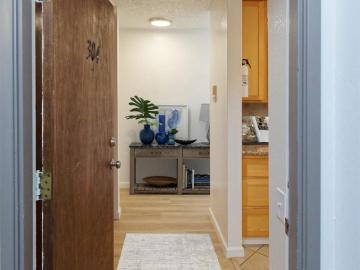 150 Pearl St 304