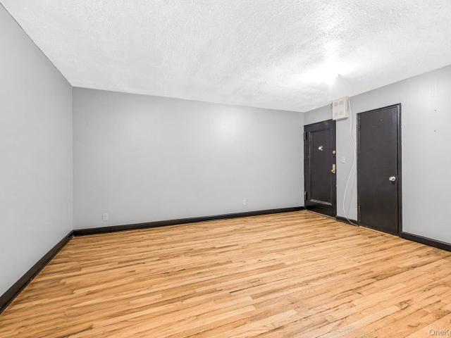 150 Ravine Ave, Unit 3B, Yonkers, NY 10701 | MLS #988261