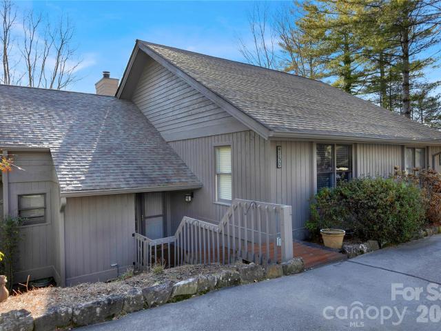 150 Racquet Club Villas Dr, Sapphire, NC 28774 | MLS #4346