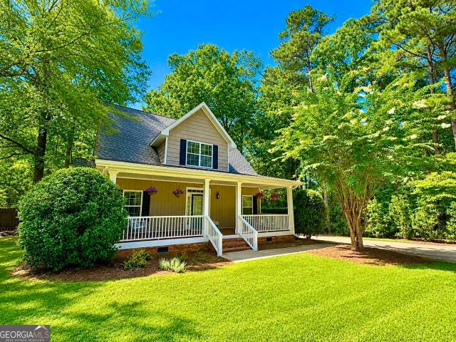 150 W Lakeview Drive NE
