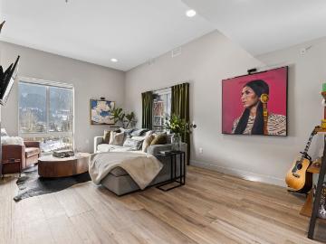 150 W Simpson Avenue, #404, Jackson, US, WY