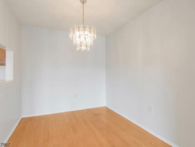 150 Woodward Ln