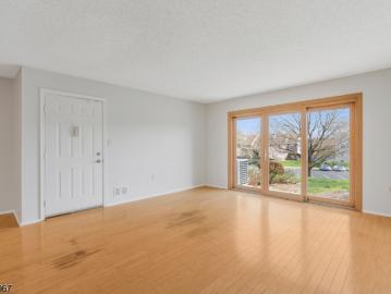 150 Woodward Ln, Bernards, NJ 07920 | MLS #4019