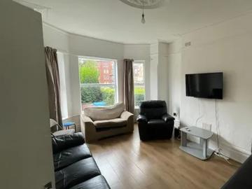 150 Wellington Road, Manchester, M20 3FU, United Kingdom | 9 bed house for rent #139333827 | Rentberry