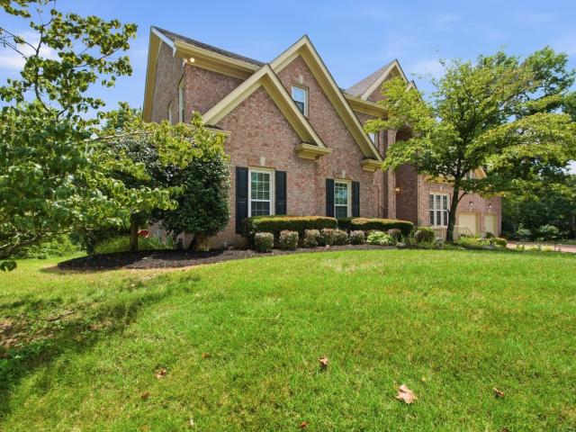 150 Temple Crest Trl