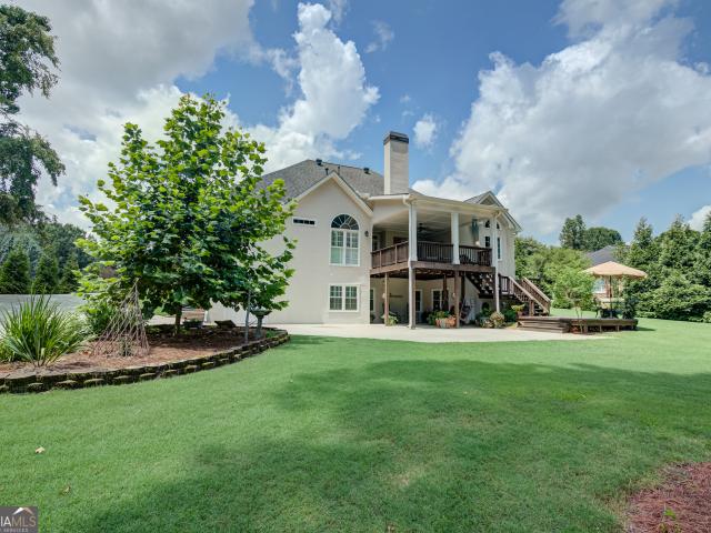 150 Youngs Circle