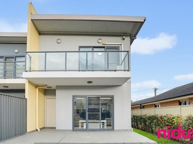 150m to the Station, 100m to the Shops North East Facing 2 Bedroom Townhouse on 234sqm