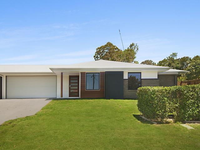 150m Walk to Shops | Air Conditioned | Heart of North Buderim