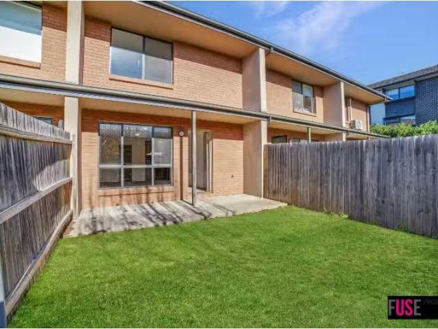 15/141 Mapleton Avenue, HARRISON Townhouse for rent Listed by.