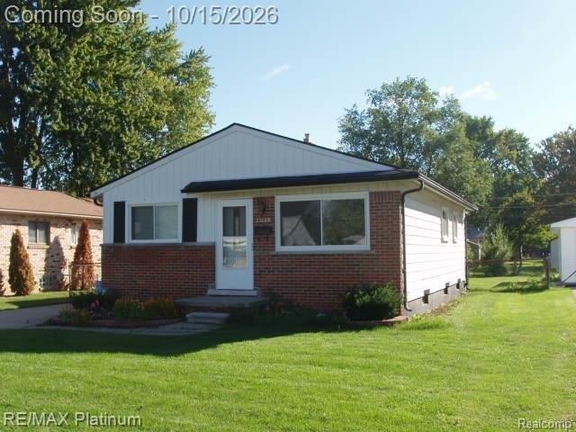 15148 Garden St, Livonia, MI 48154