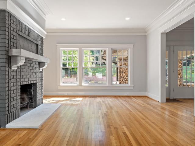 1514 Milner Crescent