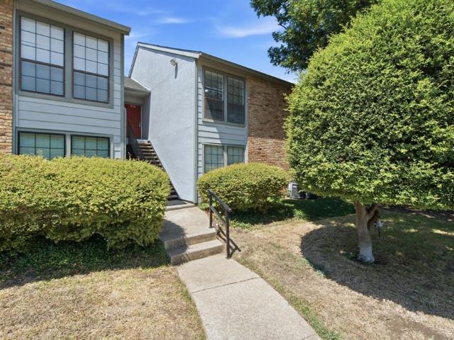 15151 Berry Trail # 910