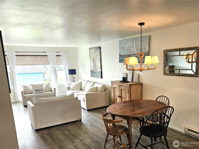 1515 Ocean Beach Boulevard # 202