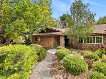 1515 Donita Dr
