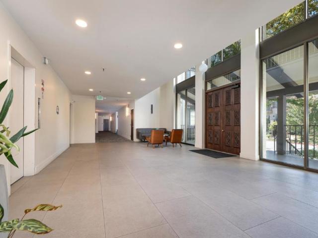 1515 Floribunda Avenue 304