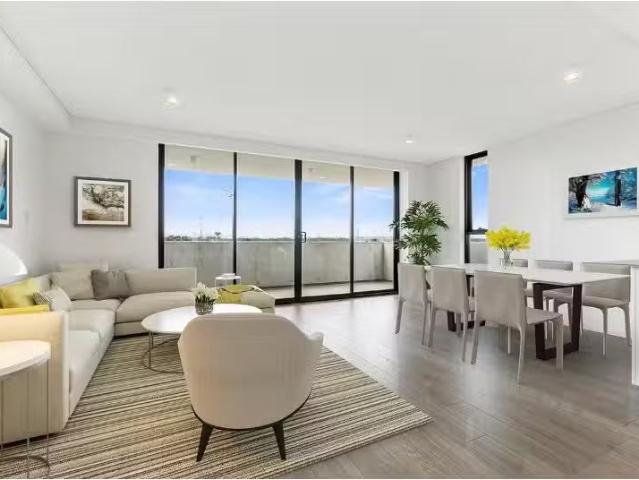 15/15 Gertrude Street, Wolli Creek Apartment for rent Listed.