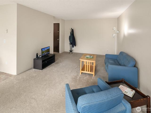 1515 th Avenue S # 1007