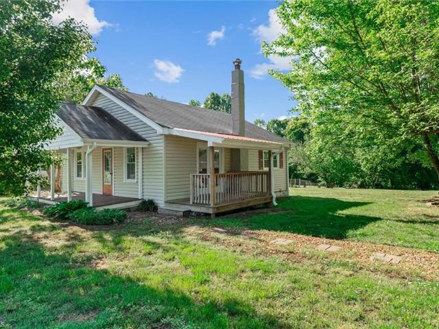 1516 Brock Road