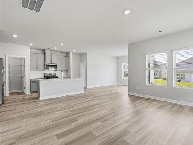 1516 Erindale Drive
