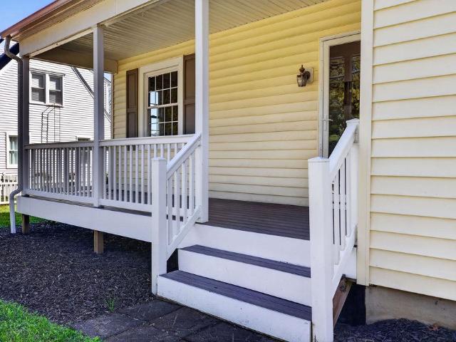 1516 lyndhurst rd