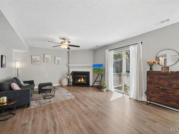 1516 Thrush Ter, Brentwood, MO 63144 | MLS #26024